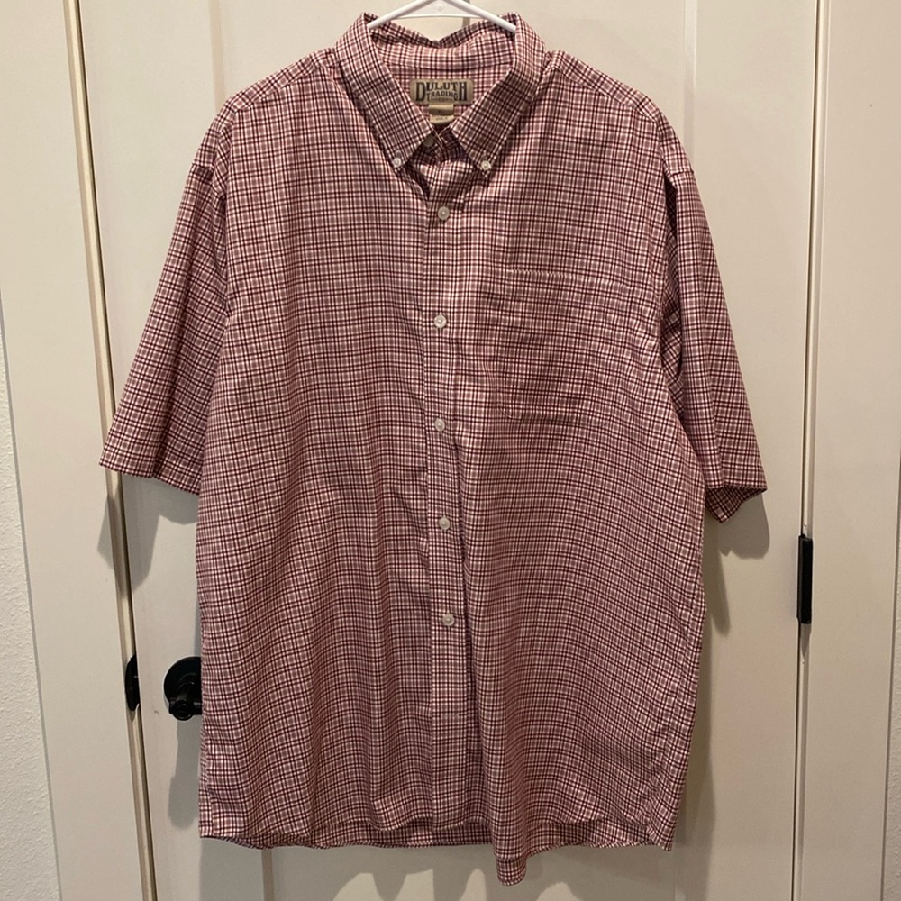 Duluth Trading Men’s Shirt Sleeve Button Down. Red/White Checked. XL. Cotton